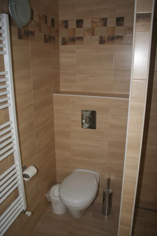 Malomko Apartman Zsira Ngoại thất bức ảnh