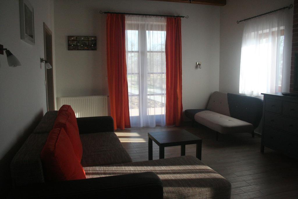 Malomko Apartman Zsira Ngoại thất bức ảnh