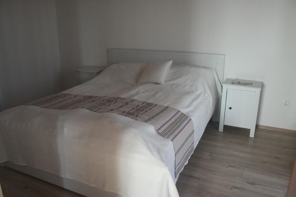 Malomko Apartman Zsira Ngoại thất bức ảnh